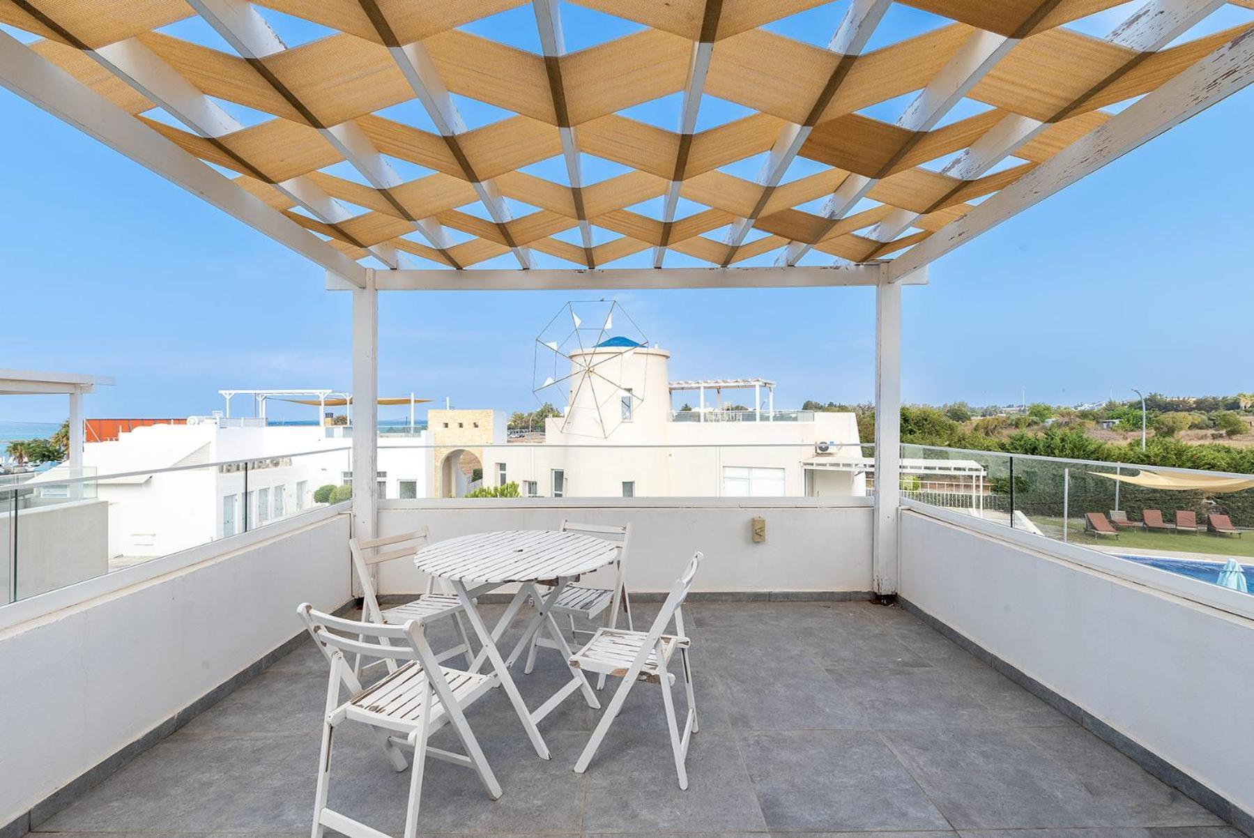 Blue Diamond Beach Villas Paphos Buitenkant foto