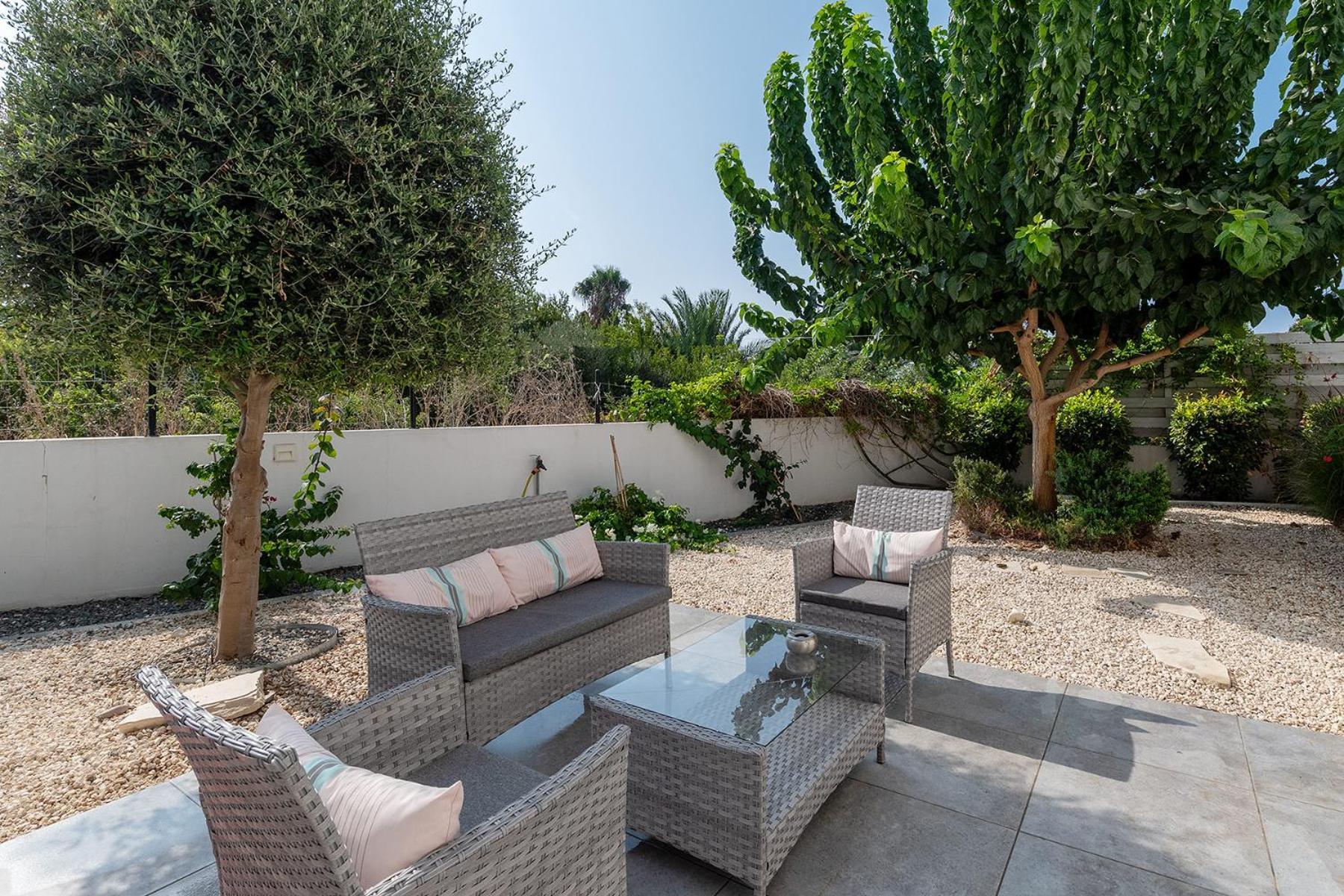 Blue Diamond Beach Villas Paphos Buitenkant foto