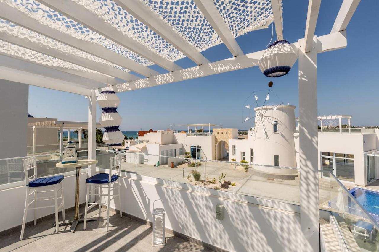 Blue Diamond Beach Villas Paphos Buitenkant foto