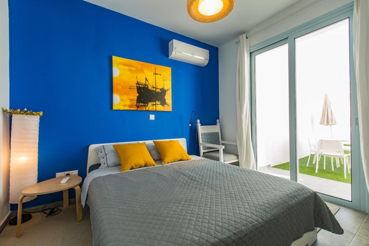 Blue Diamond Beach Villas Paphos Buitenkant foto